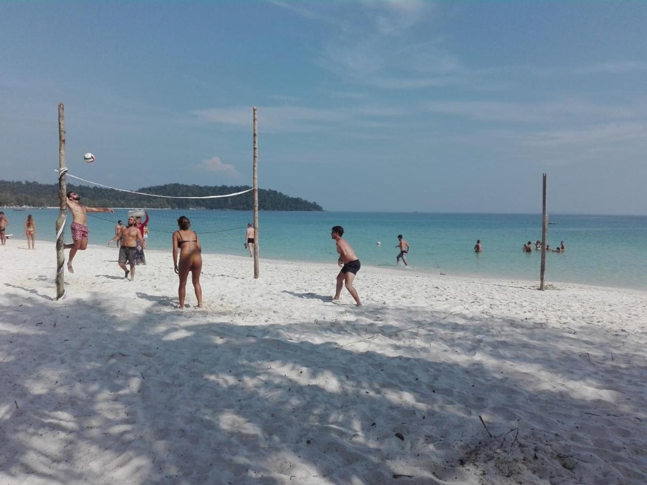 Sandbank Restaurant & Camping Koh Rong Kaoh Touch Exterior photo
