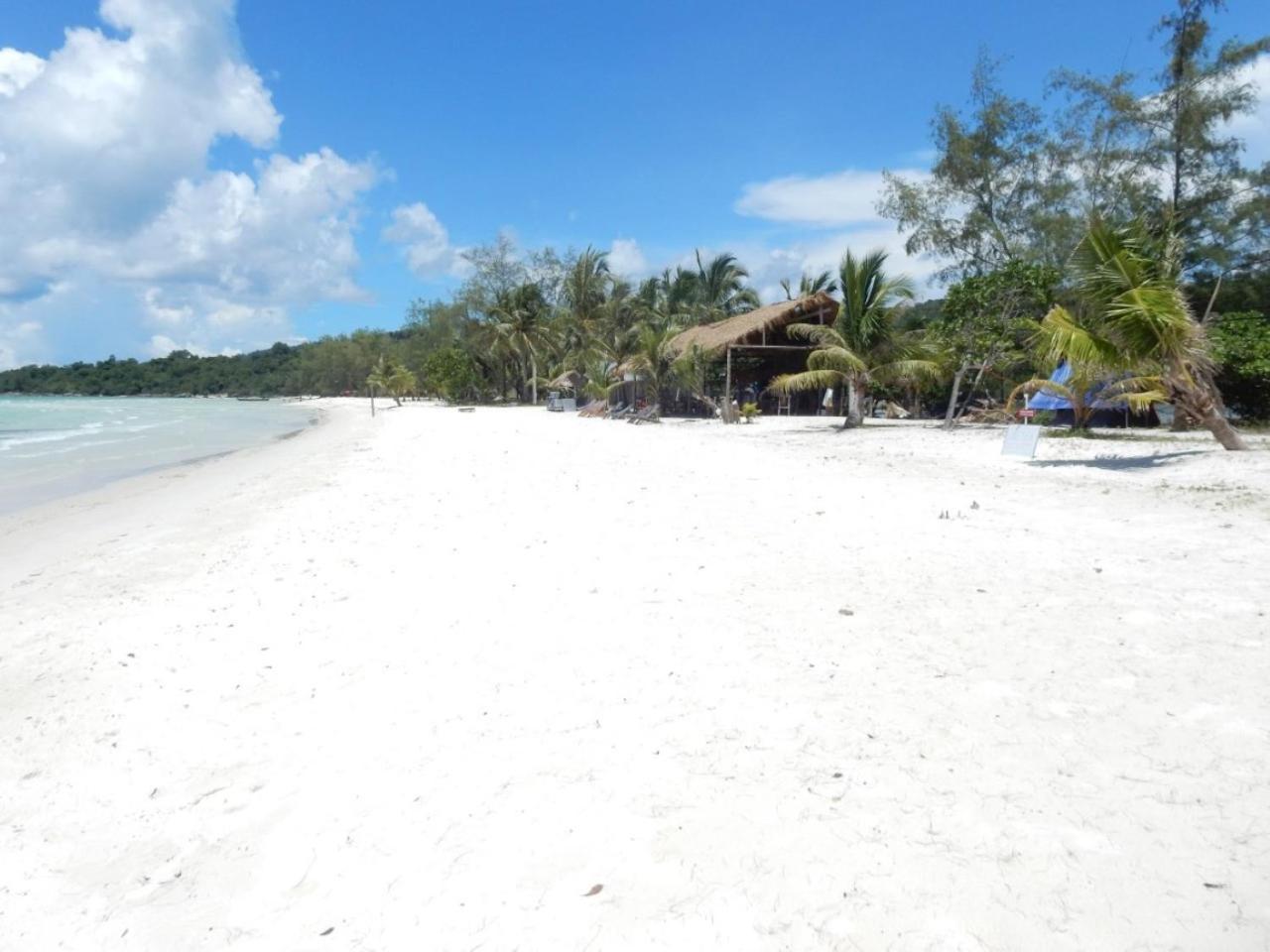 Sandbank Restaurant & Camping Koh Rong Kaoh Touch Exterior photo