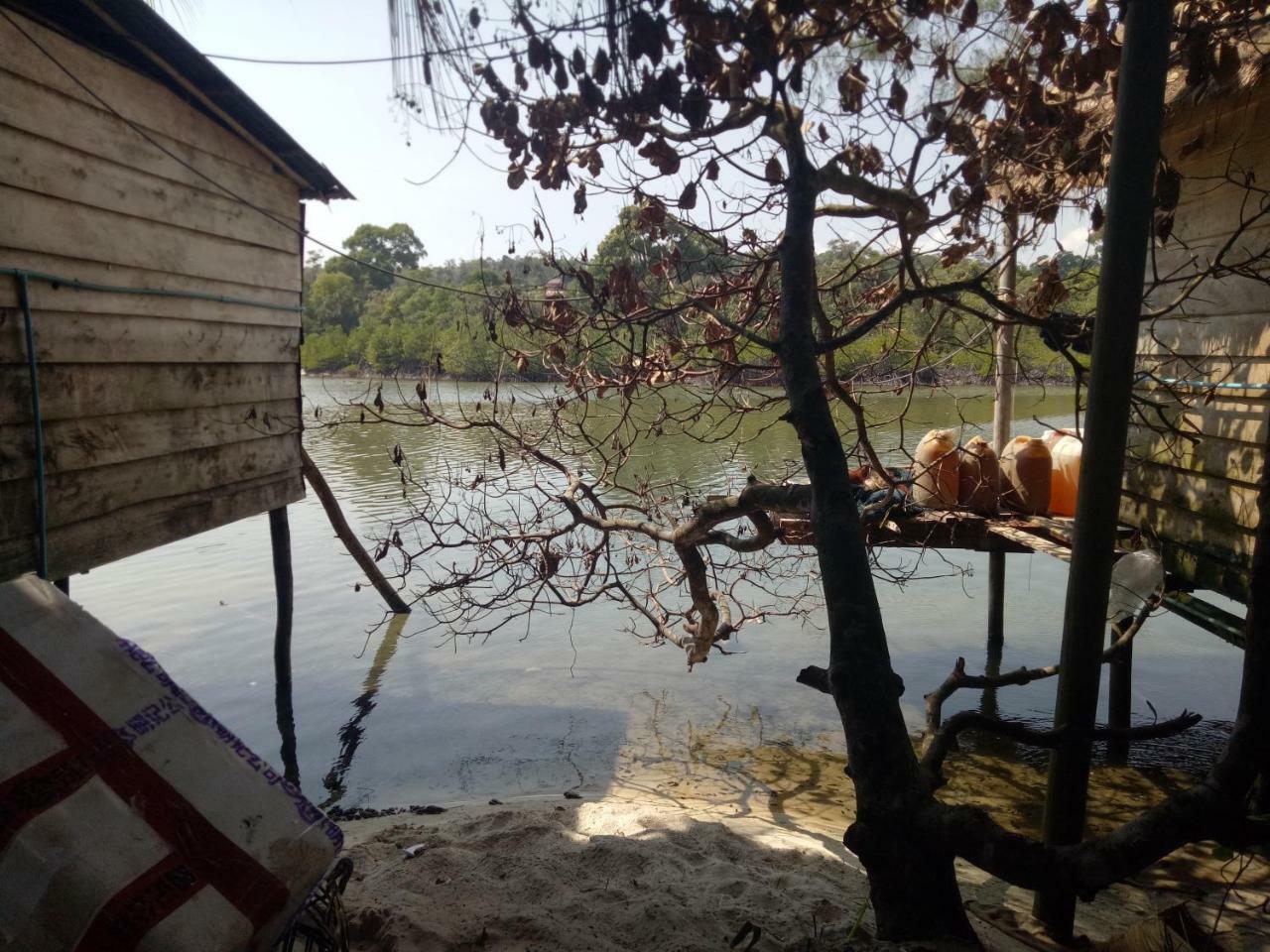 Sandbank Restaurant & Camping Koh Rong Kaoh Touch Exterior photo