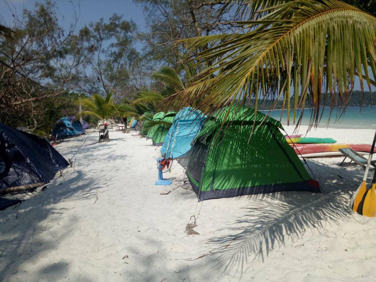 Sandbank Restaurant & Camping Koh Rong Kaoh Touch Exterior photo