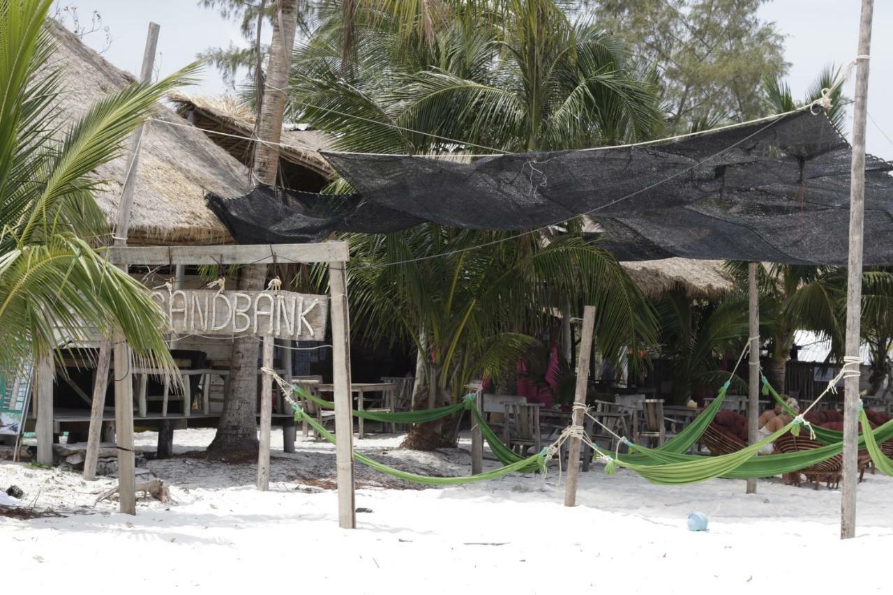 Sandbank Restaurant & Camping Koh Rong Kaoh Touch Exterior photo