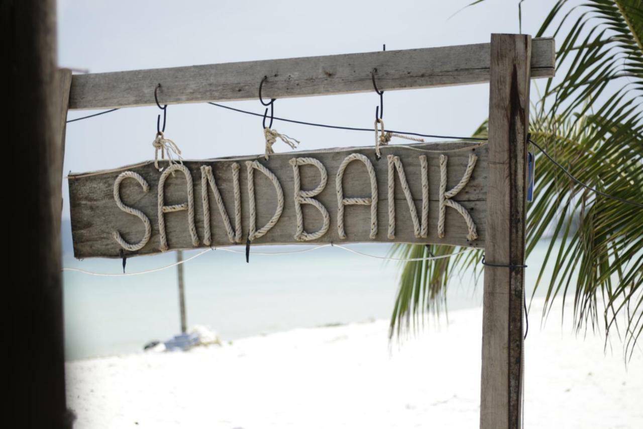 Sandbank Restaurant & Camping Koh Rong Kaoh Touch Exterior photo