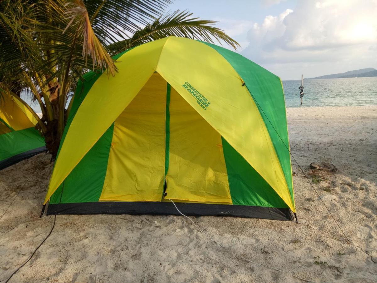 Sandbank Restaurant & Camping Koh Rong Kaoh Touch Exterior photo